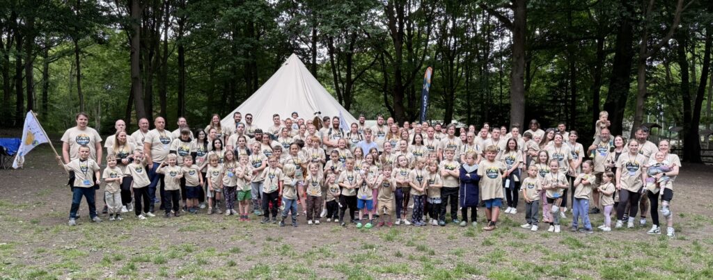 Group shot of all attending camp limbBo 2025